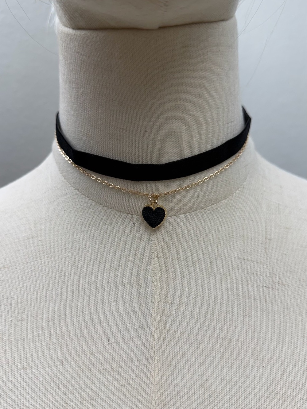 Black Velvet Choker Necklace Gold Chain Black Heart Charm Layered Gothic Y2K